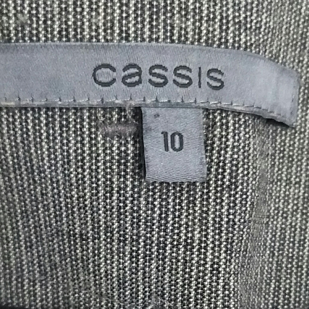 Cassis Shorts - Picture 2 of 4